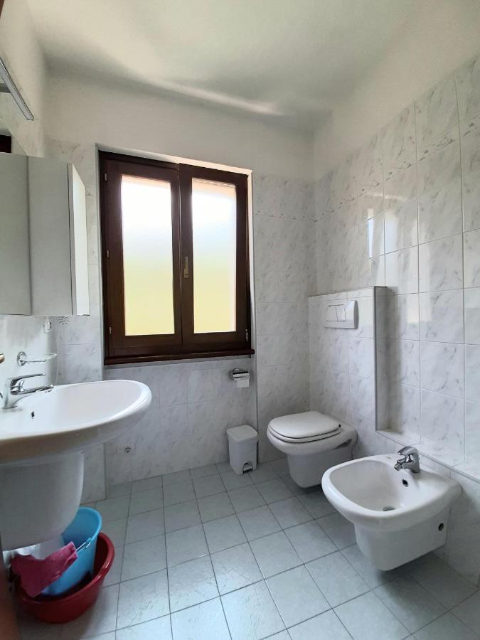 Appartamenti Elisabeth Brenzone sul Garda Exterior foto