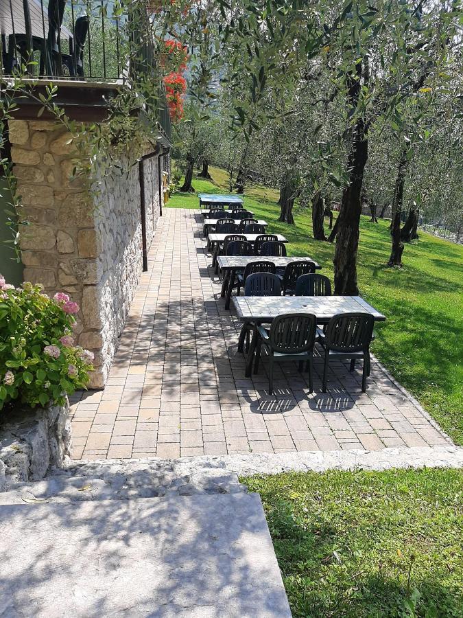 Appartamenti Elisabeth Brenzone sul Garda Exterior foto