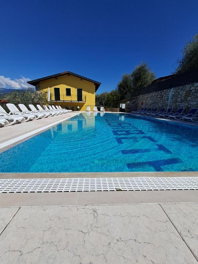 Appartamenti Elisabeth Brenzone sul Garda Exterior foto