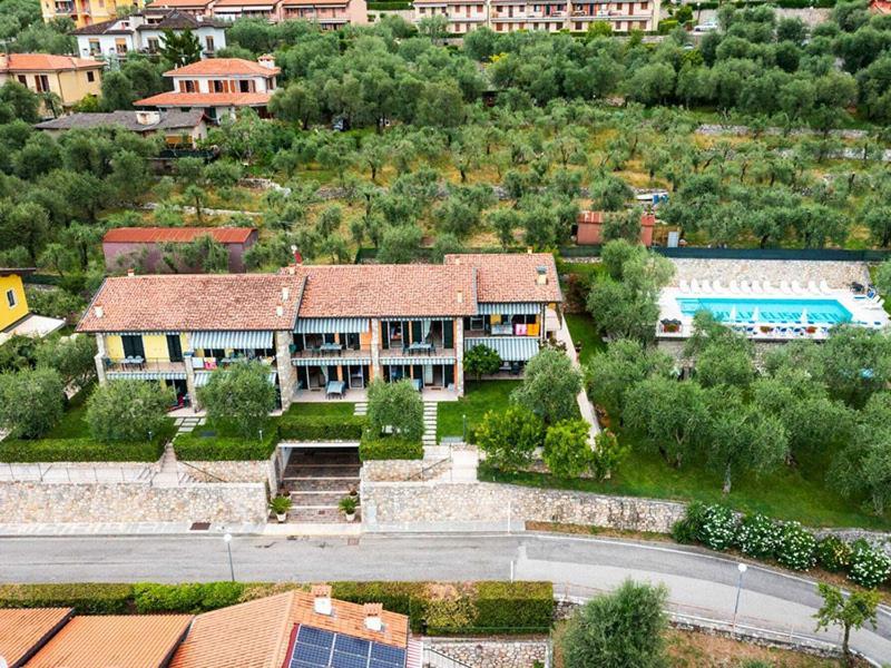Appartamenti Elisabeth Brenzone sul Garda Exterior foto